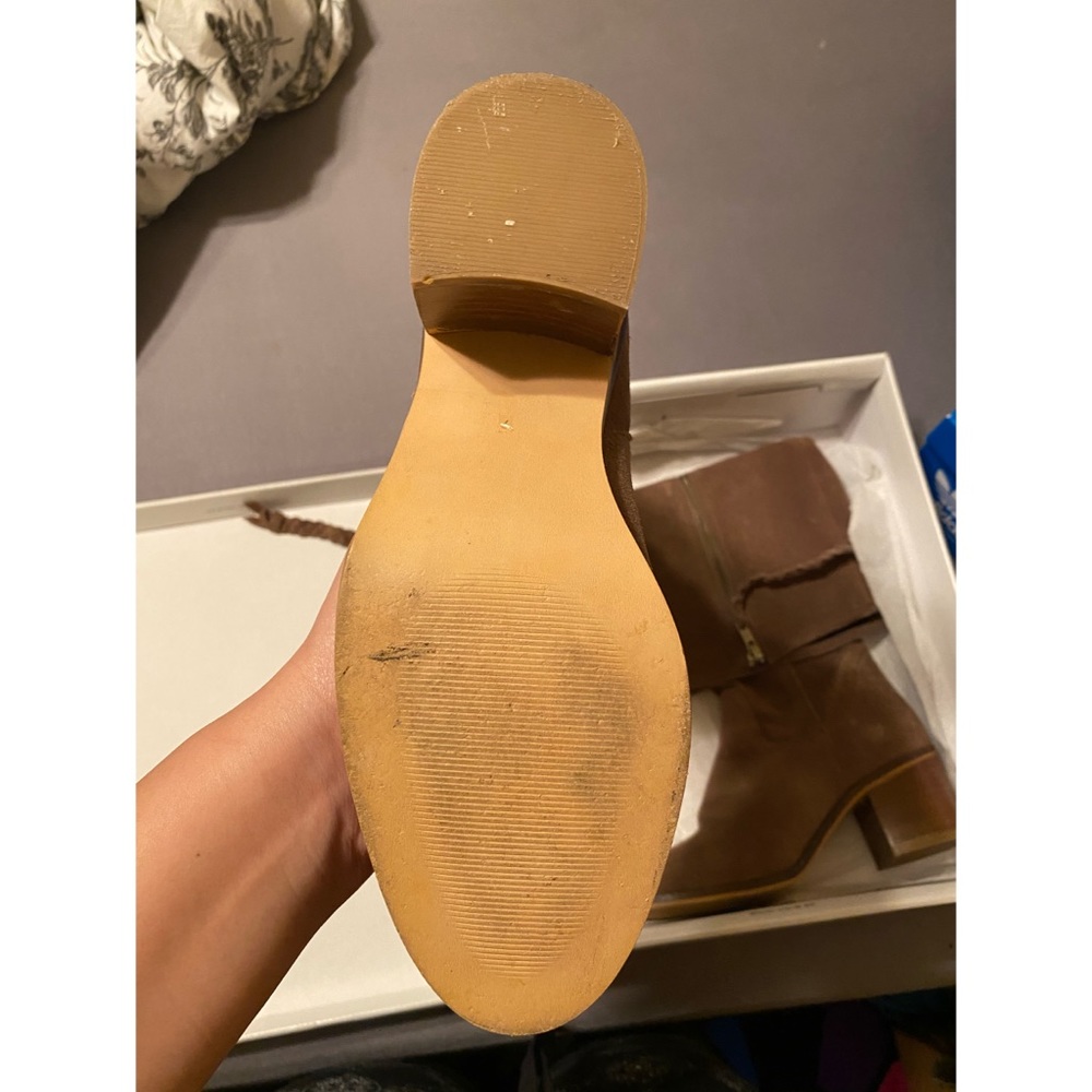 Boots - Picture 2 of 5